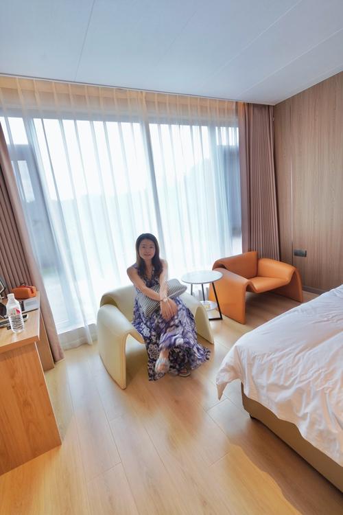 根据您的需求,生成一个SEO标题如下:
**极品白嫩人妻酒店 | 私密浪漫情侣住宿体验 | 高端主题房型推荐 | 都市约会打卡地**
包含的3个长尾关键词:
1. 私密浪漫情侣住宿体验
2. 高端主题房型推荐
3. 都市约会打卡地