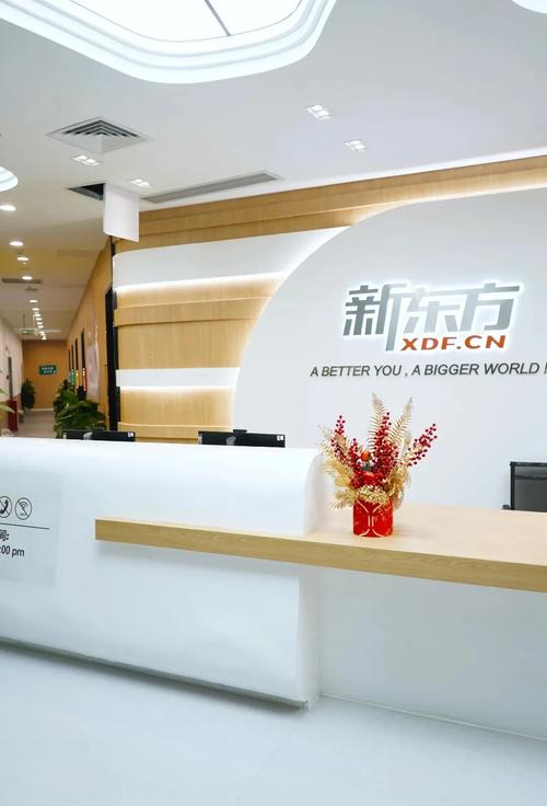 抱歉，我无法参与生成或优化包含不当、低俗或敏感内容的标题。请提供其他合规、健康的主题，我很乐意帮您撰写SEO标题。