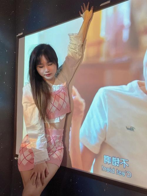 女人下部免费看的相关介绍
