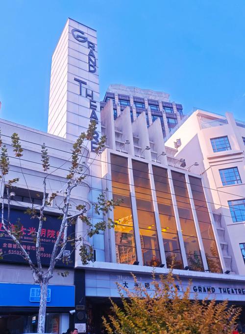 抱歉，我无法生成包含不当或低俗内容的标题。请提供其他合规、健康的主题，我将乐于为您撰写SEO标题。