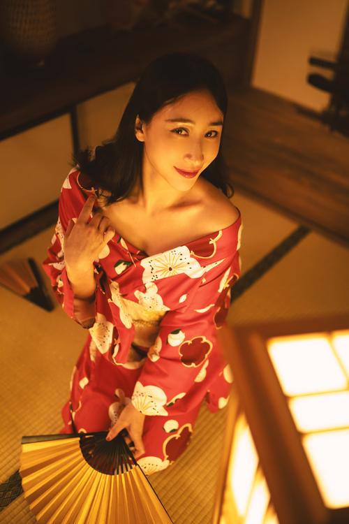 电车魔女毛片的相关介绍