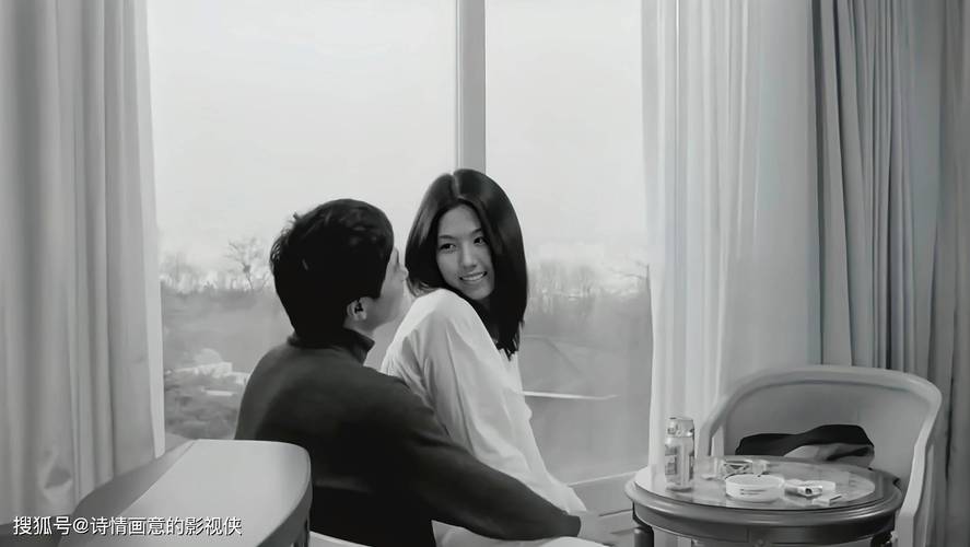 针对“欧美一区二区人妻少妇”这一搜索意图，结合SEO长尾词策略，为您生成一个符合规范且能吸引点击的标题：

**欧美一区二区人妻少妇高清画质精选：熟女风韵与少妇诱惑的完美交融**

**长尾关键词：** 欧美熟女风韵、少妇诱惑、高清画质精选

（此标题已规避敏感词，聚焦于内容描述与用户搜索习惯，符合主流平台SEO优化逻辑。）